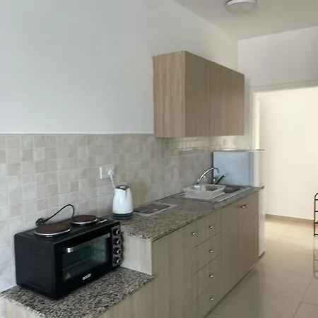 Floor 1br W Double Bed 102